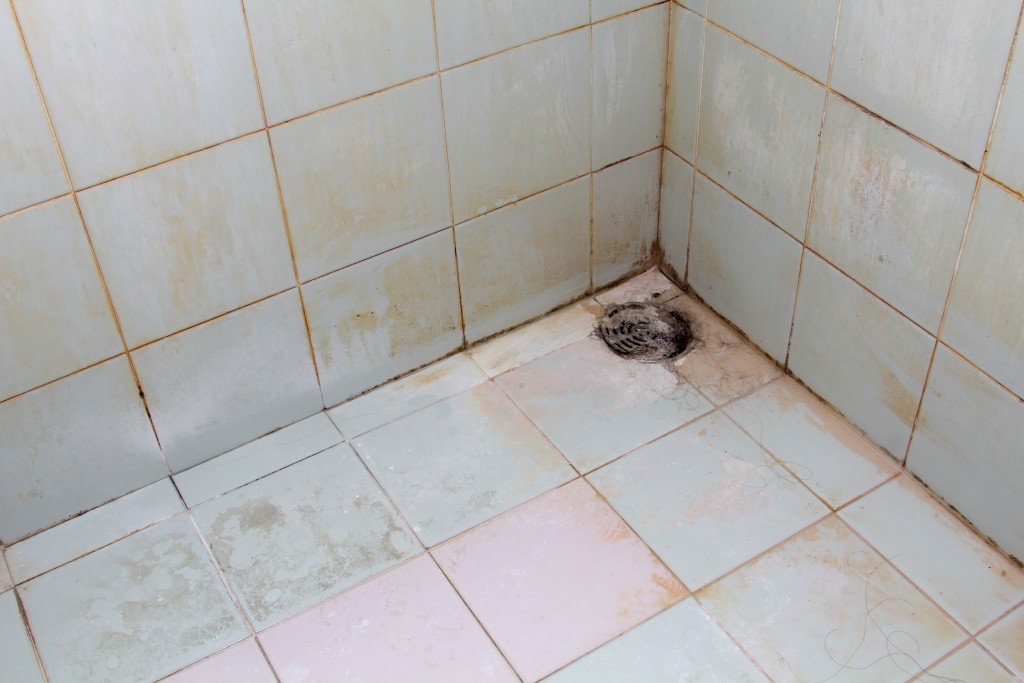 Effective Ways to Eliminate Tile Stains Naturally