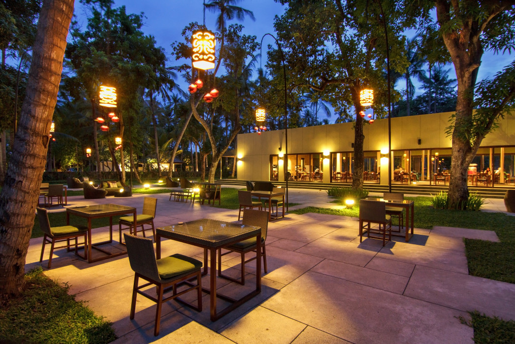 Portrtait of beautiful outdoor and indoor restaurant view in night